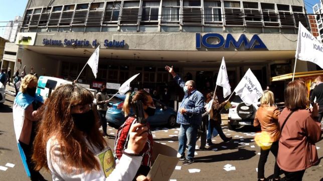 la disputa entre ioma y la agremiacion medica se reinstala con la apertura de una clinica