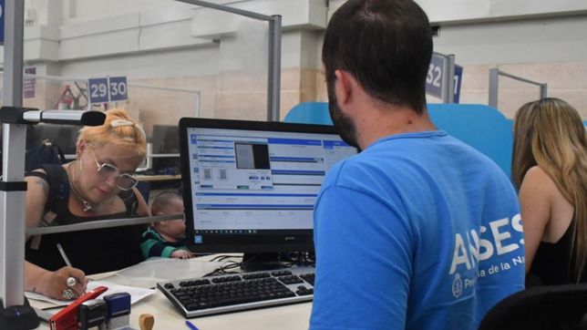 jubilados, pensionados, auh, aue y desempleo: los pagos de anses para esta semana