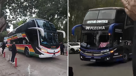 con los planteles en uno se vive la previa del clasico en las tribunas con los hinchas