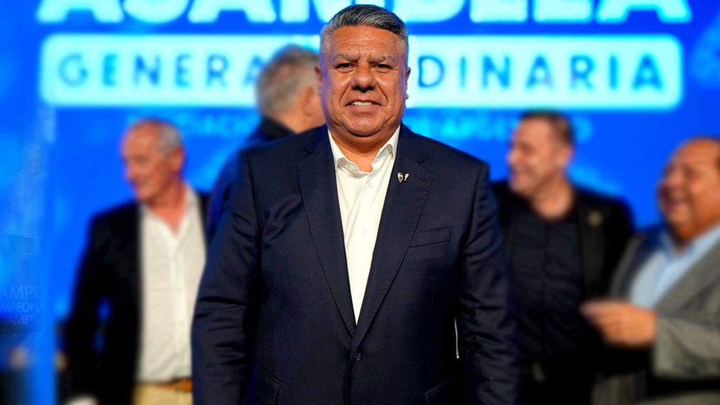 Chiqui Tapia y una idea que empieza a crecer en la AFA: 4 descensos para el 2025