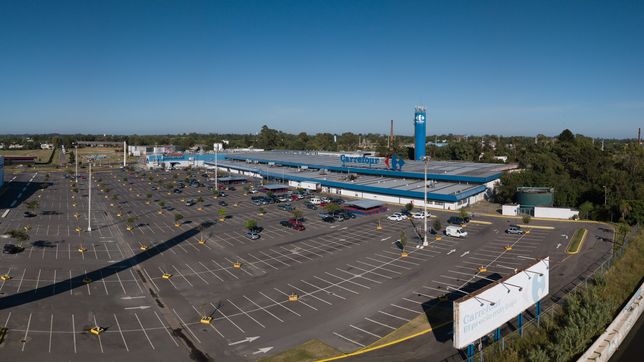 las empresas candidatas a quedarse con las sucursales de carrefour en la plata y el pais