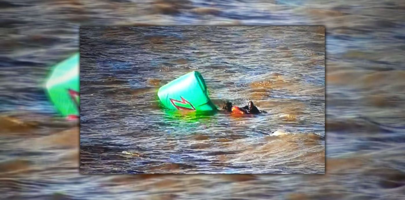 rescate al kitesurf en Punta Lara