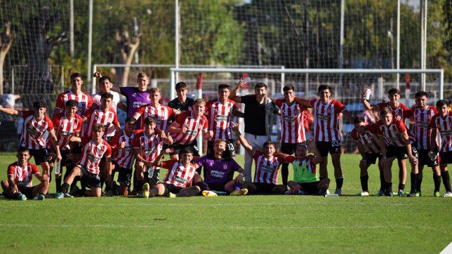 roman gomez firmara su primer contrato en estudiantes: ¿quienes lo acompanarian?