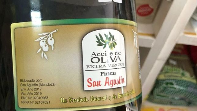 decomisaron mas de 60 litros de aceite de oliva adulterado en una feria de 51 y 22