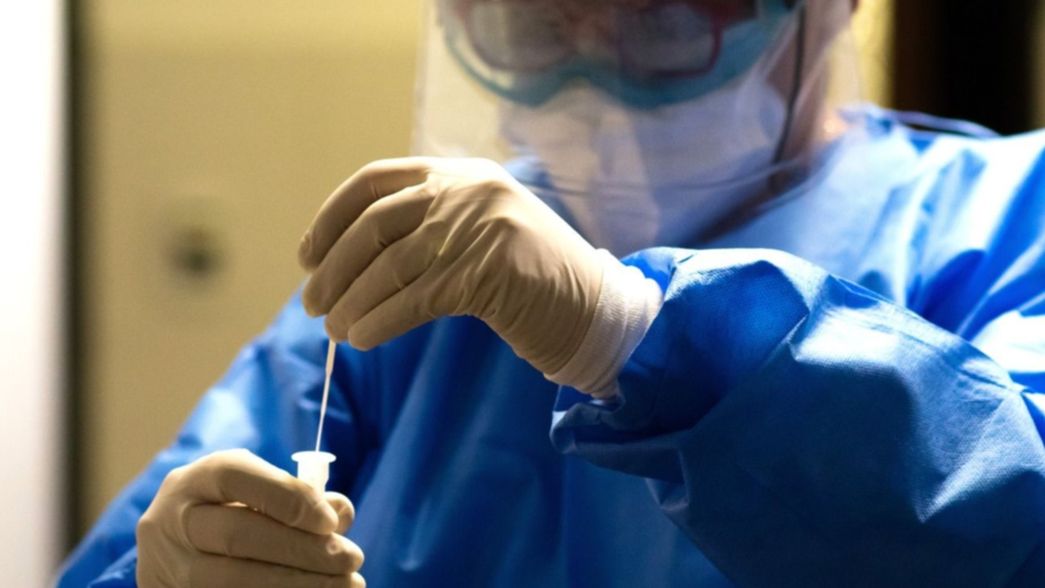COVID en La Plata: 11 fallecidos y más de 300 casos en las últimas 24 horas