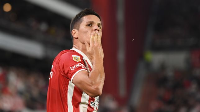 a fuerza de goles, guido carrillo se hace su lugar en la historia grande de estudiantes