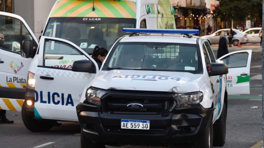 Conmoción en La Plata: encontraron a una jubilada muerta en plena calle