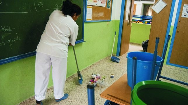 lanzan cursos para ser auxiliar de escuelas y cocinero de comedores en la plata y la region