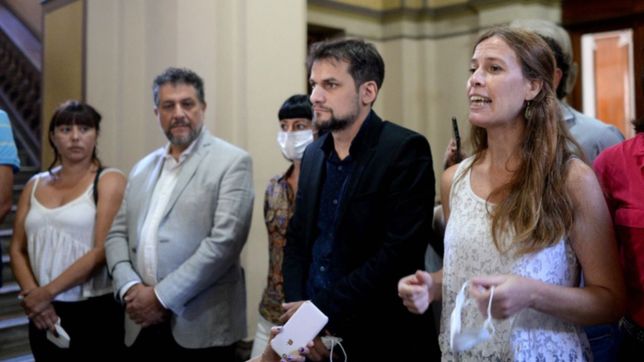yanina lamberti: ?evaluamos denunciar al presidente del concejo por abuso de autoridad?