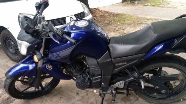le robaron la moto que necesita para trabajar y pide ayuda: me cortaron las piernas
