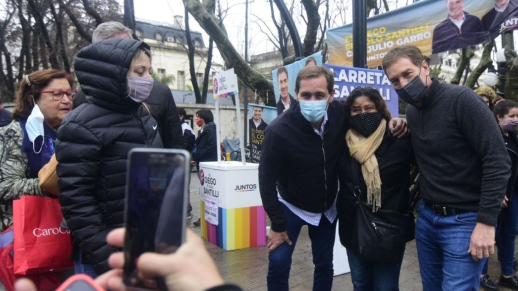 Garro y Santilli se reunieron con comerciantes platenses afectados por la pandemia