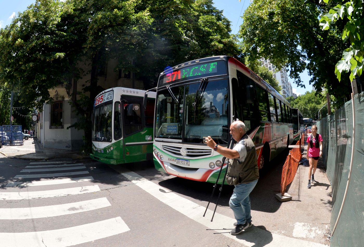 Protesta de micros del AMBA (5).jpg