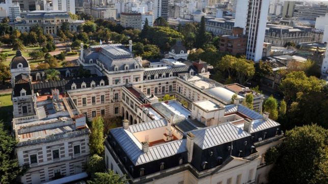 kicillof se sumo a nacion y en provincia tambien habra asueto el 24 y el 31