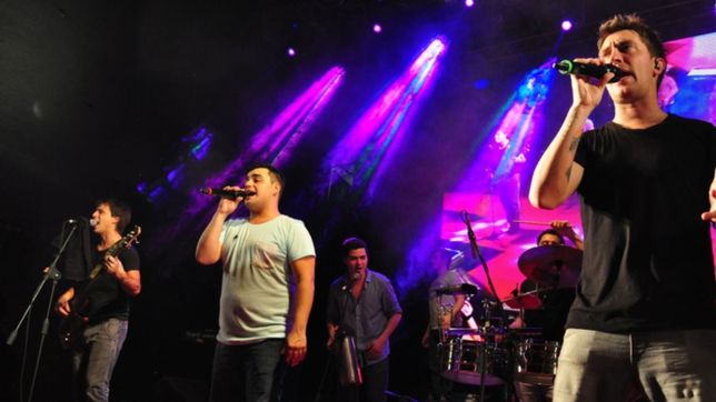 los totora presentan su gran show en un festival musical en berisso