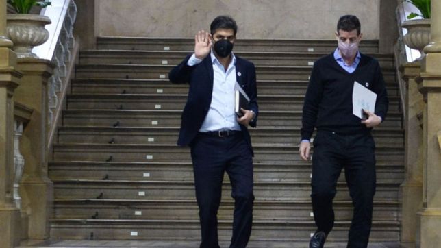 los estatales bonaerenses recibiran un 8% de aumento un mes antes de lo previsto