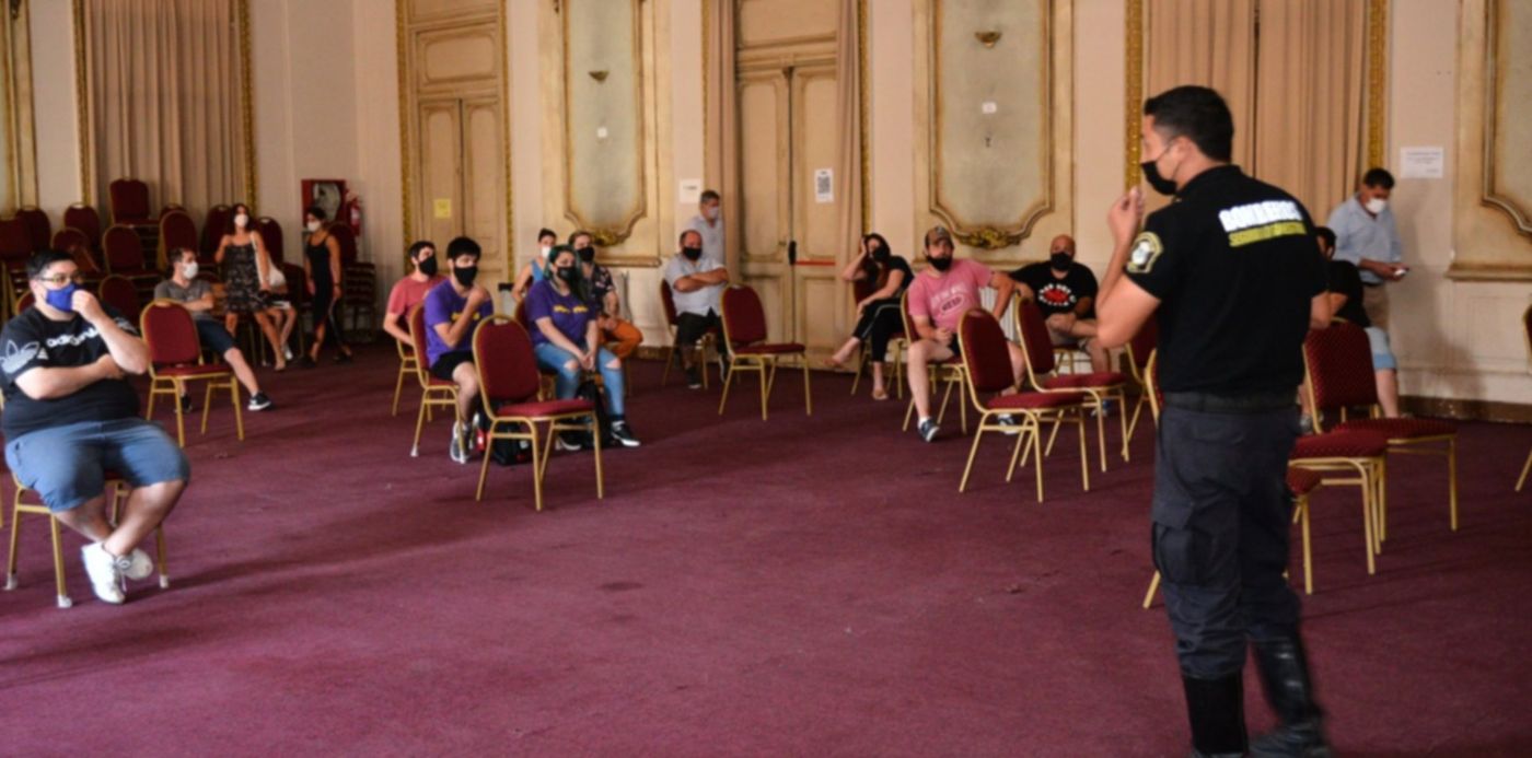 capacitación - muñecos de fin de año