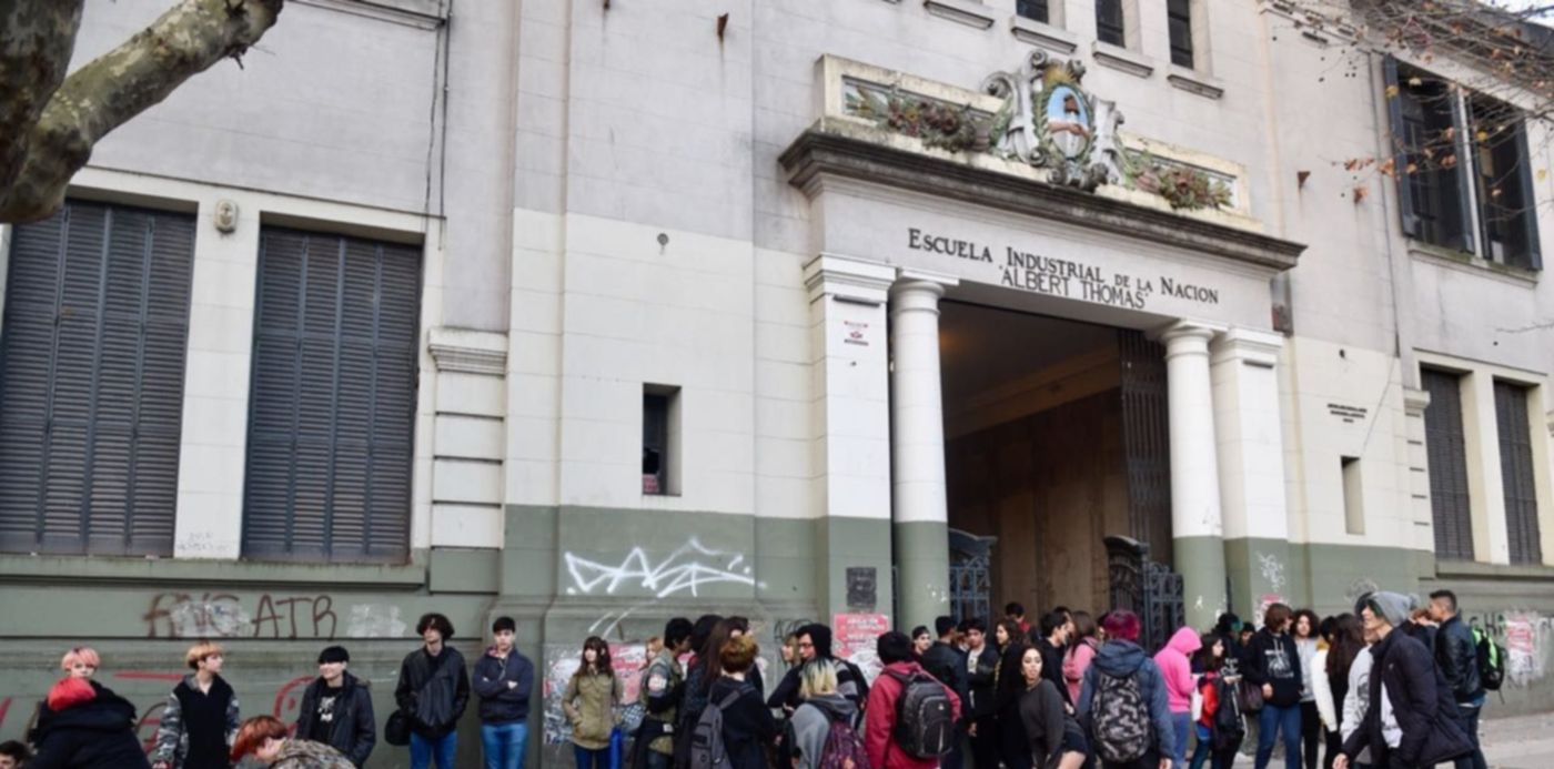 1528582060047.jpeg?&cw=1920&ch=950