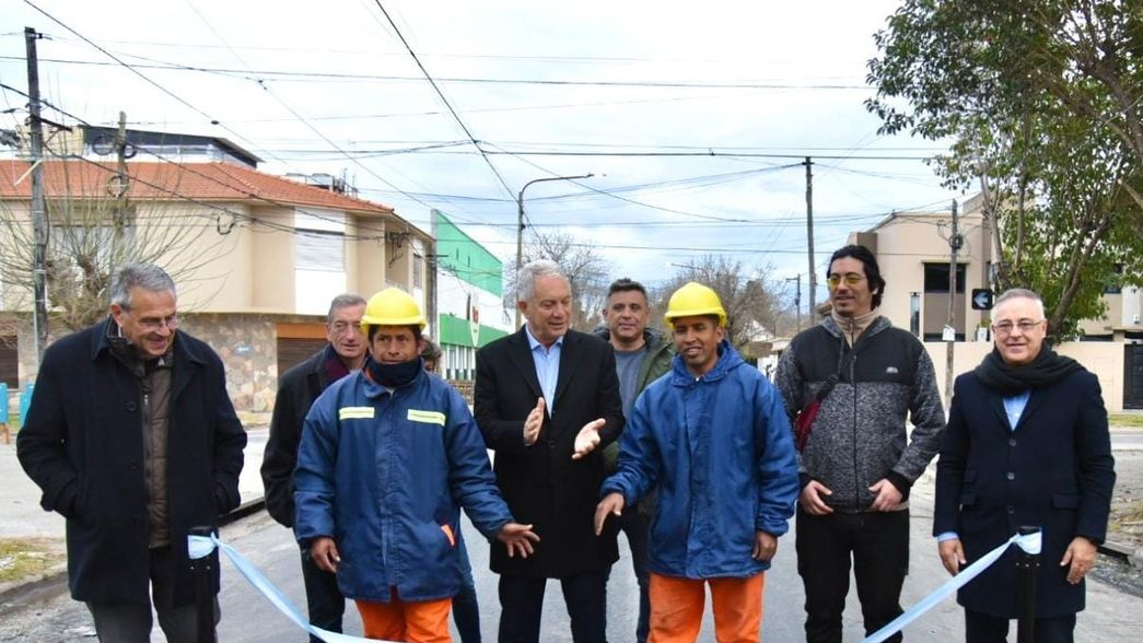 Inauguraron obras de pavimento, hidráulicas e iluminación en Tolosa