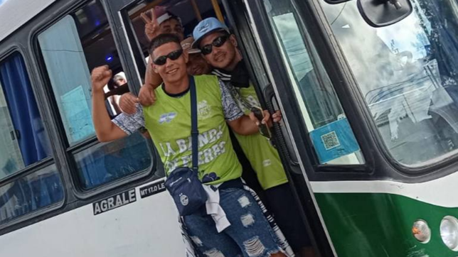 emotivos mensajes de despedida al motociclista que murio en los hornos