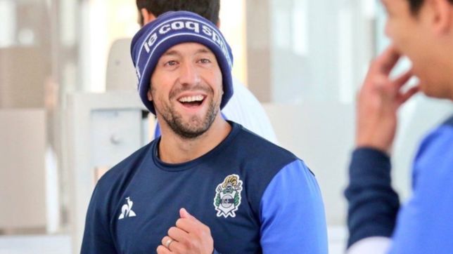 sin maradona y con mendez al mando, gimnasia entreno pensando en racing