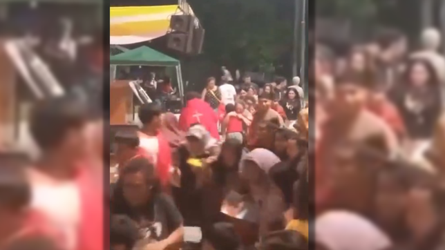 interrumpen un via crucis por una persecucion policial