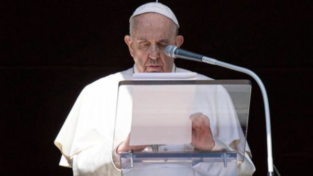 el presidente de ucrania le pidio al papa francisco una mediacion con rusia