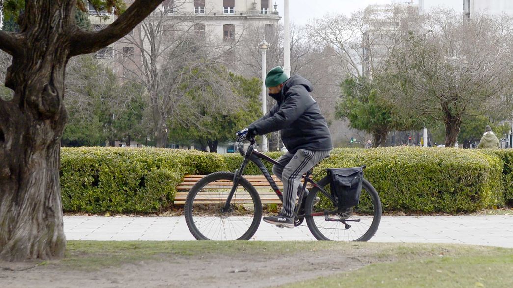 La semana sigue con un martes de mucho frío que anticipa más mañanas invernales en La Plata