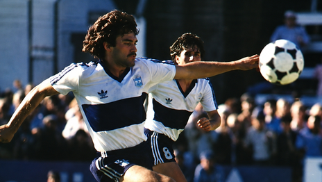 Las tres curiosidades que marcan a agosto como el mes del clásico platense