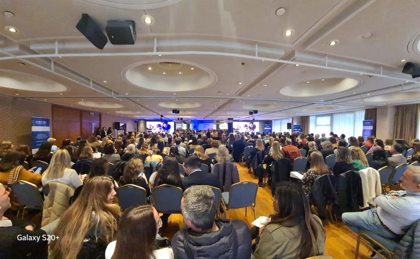 El encuentro cont&oacute; con la participaci&oacute;n de m&aacute;s de 200 directivos, representantes y propietarios de colegios privados de la Provincia de Buenos Aires.