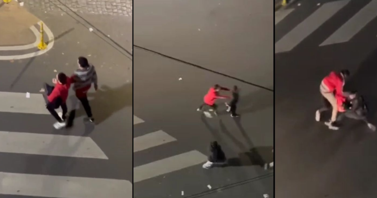 Corridas Cuchillos Y Golpes A La Salida De Uno Tras El Partido De