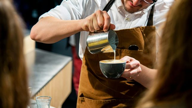 el festival cafeteamo vuelve a la plata con charlas sobre cafe, concursos y competencias imperdibles
