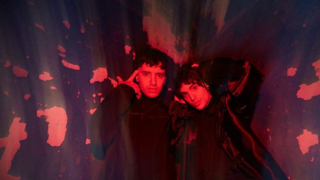 escucha fabulaciones, el nuevo single de peces raros