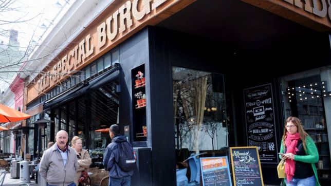 amabilidad y servicio: la gastronomia platense se prepara para el encuentro feminista