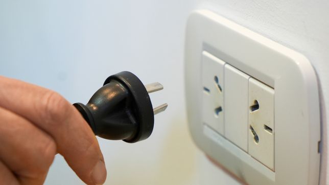 abriran puntos especiales en la plata para que mas de 18 mil hogares puedan mantener los subsidios de la luz