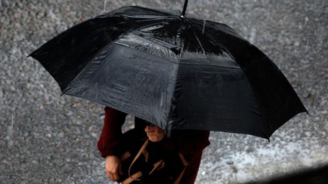 ¿a que hora llegara la peor parte de la tormenta a la plata?
