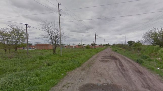 dos mujeres lo llevaron a dar un paseo, le robaron y lo dejaron desnudo en un descampado