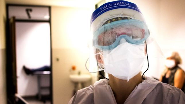 los casos de covid-19 aumentaron mas de 1.000% en un mes: ¿a que se debe la suba?