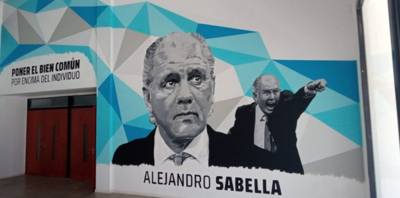 Homenaje a Sabella - Mural en periodismo