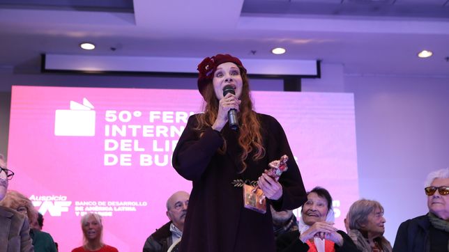 provincia homenajeo en la feria del libro a personalidades perseguidas por la dictadura