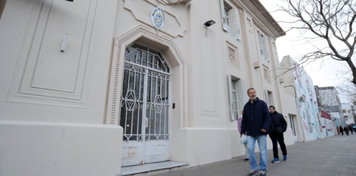 1531786346888.jpg?x=9&y=158&width=1262&height=631&rotate=0&scaleX=1&scaleY=1&ow=1280&oh=851&&cw=1920&ch=950