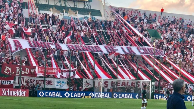 la razon por la que estudiantes no tendra visitantes contra banfield