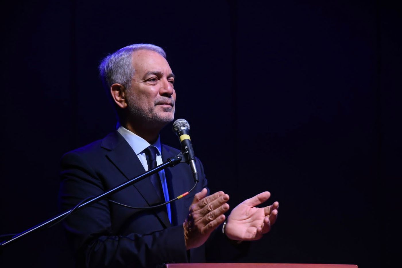 Julio Alak entrega de distinciones mejores alumnos La Plata (6).jpeg