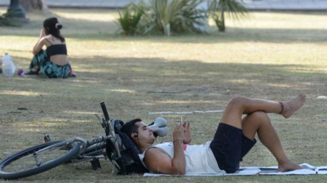 martes caluroso y pesado: ¿hasta cuando seguira el calor en la plata?