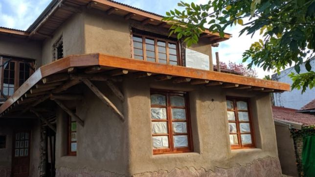 impulsan una ordenanza para autorizar la construccion de casas de barro en la plata