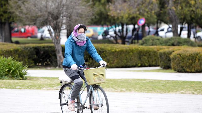 en el dia mas frio del ano, ¿cuales fueron las zonas de la plata con temperaturas mas bajas?