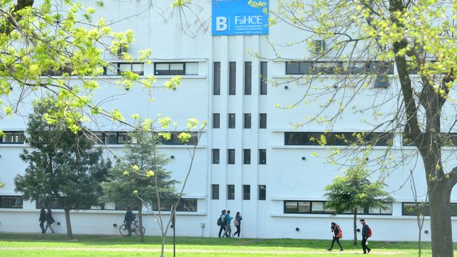 suspendieron las clases en humanidades y psicologia por una amenaza de bomba