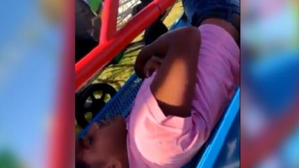 VIDEO: Se descarriló una montaña rusa en La Lucila del Mar y dejó a cinco heridos