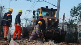 los trabajos de ultimo momento ponen en duda el regreso del tren roca hasta 1 y 44 los trabajos de ultimo momento ponen en duda el regreso del tren roca hasta 1 y 44