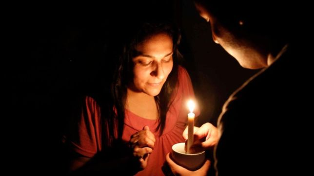 vivimos como en las cavernas, en tolosa estan sin luz y estallaron contra edelap