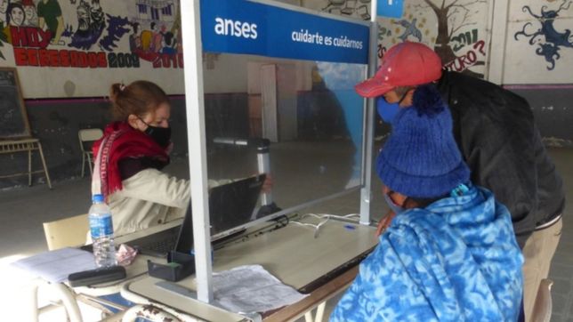 la anses sale a la calle a resolver tramites sobre las jubilaciones, auh, progresar y mas